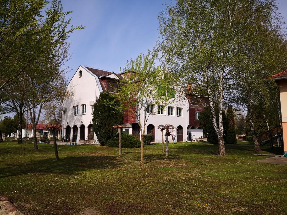 Laguna Panzio Gárdony Zewnętrze zdjęcie
